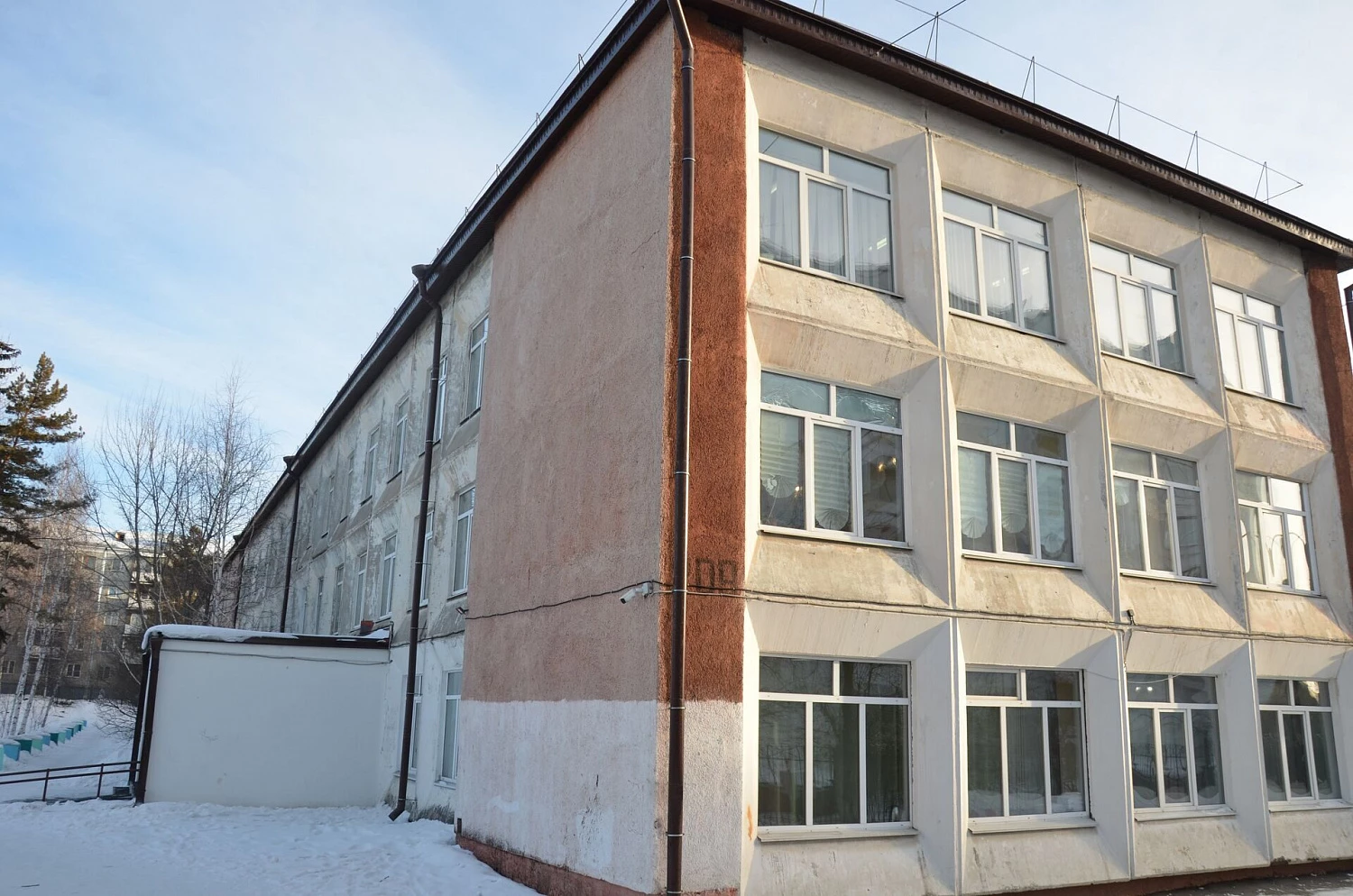 Иркутск СОШ 32. фасад.3
