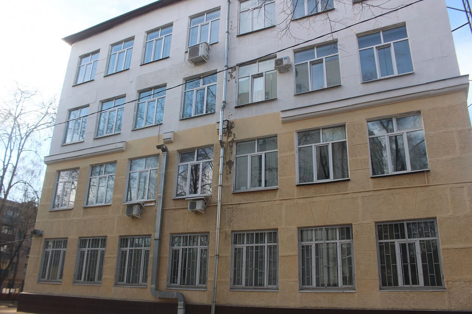 г.Москва ГБПОУ КАИТ №20 ул. 1-ая Парковая д.12  фасад 3