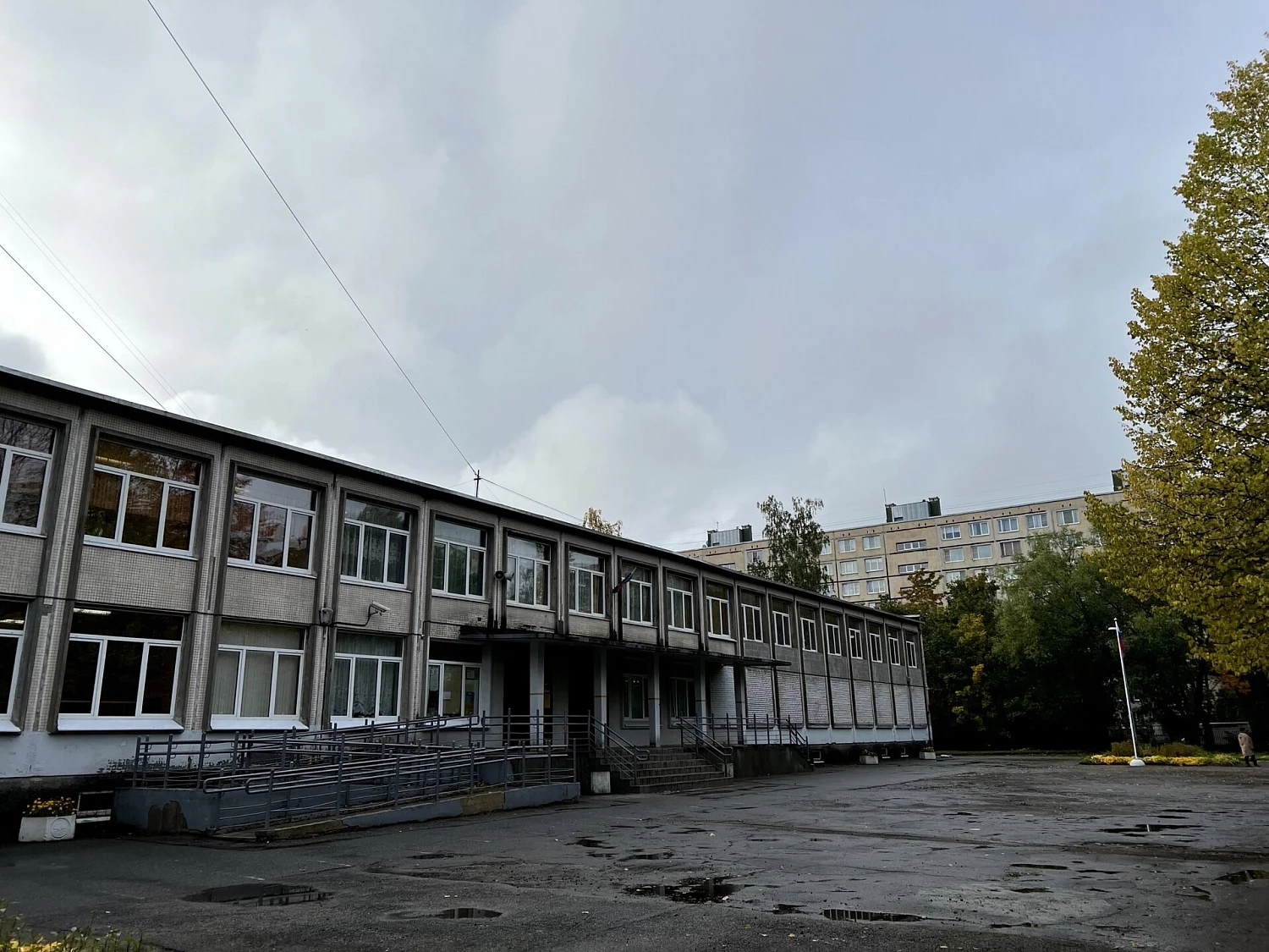 г.СПБ Школа 443 фасад 6